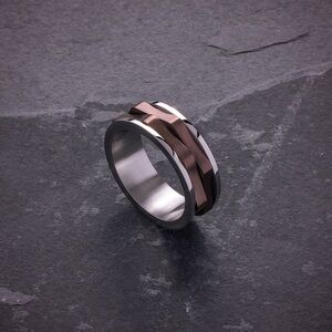 Stainless Steel Spinning Center Brown IP-plated Inlay Wedding Band Ring